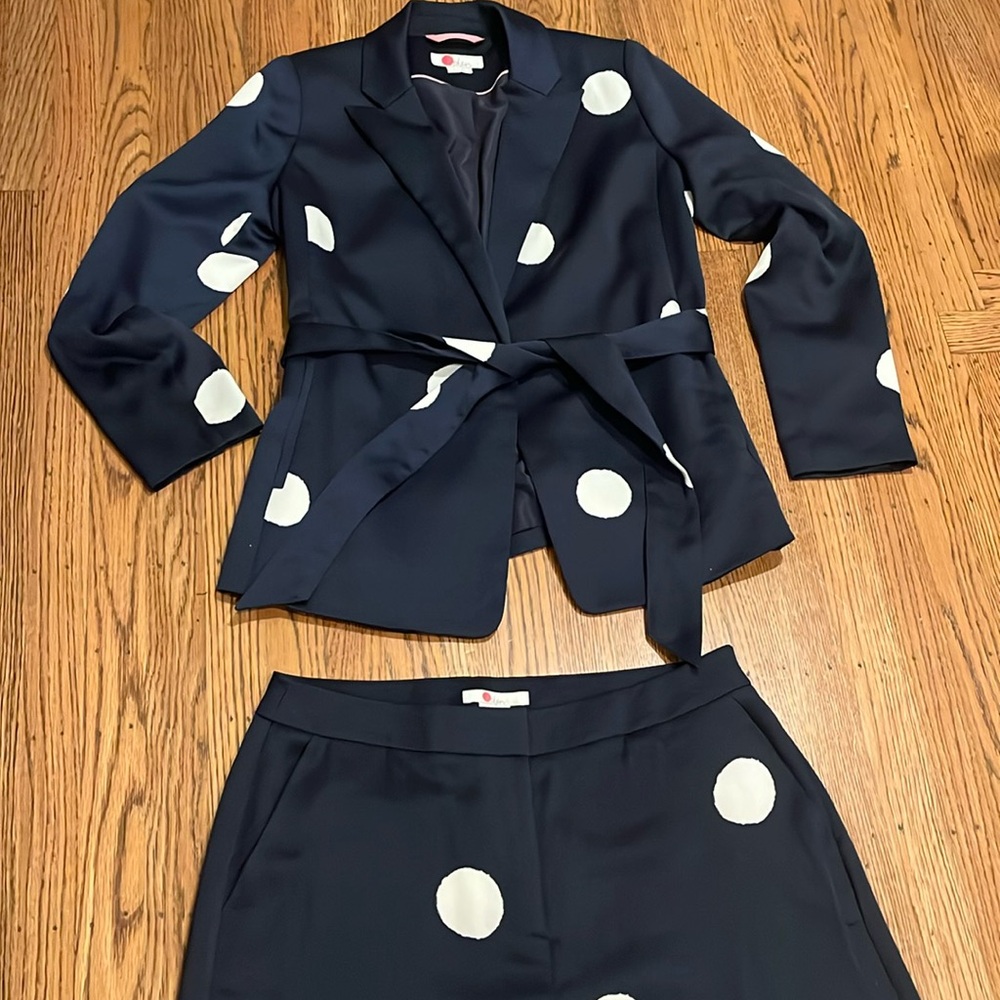 Boden Suit - Picture 11 of 15